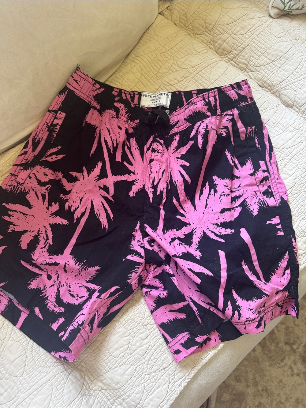 Free Planet Men’s Black and Pink Palm-Print Athletic Shorts